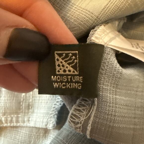 Eddie Bauer Relaxed Fit Men’s M Moisture Wicking Short Sleeve Plaid Shirt Hiking - Picture 10 of 13